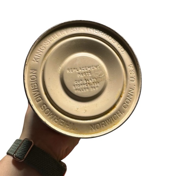 1980s Vintage Dunkin Donuts Thermos Large Coffee Made USA Metal - Picture 8 of 8